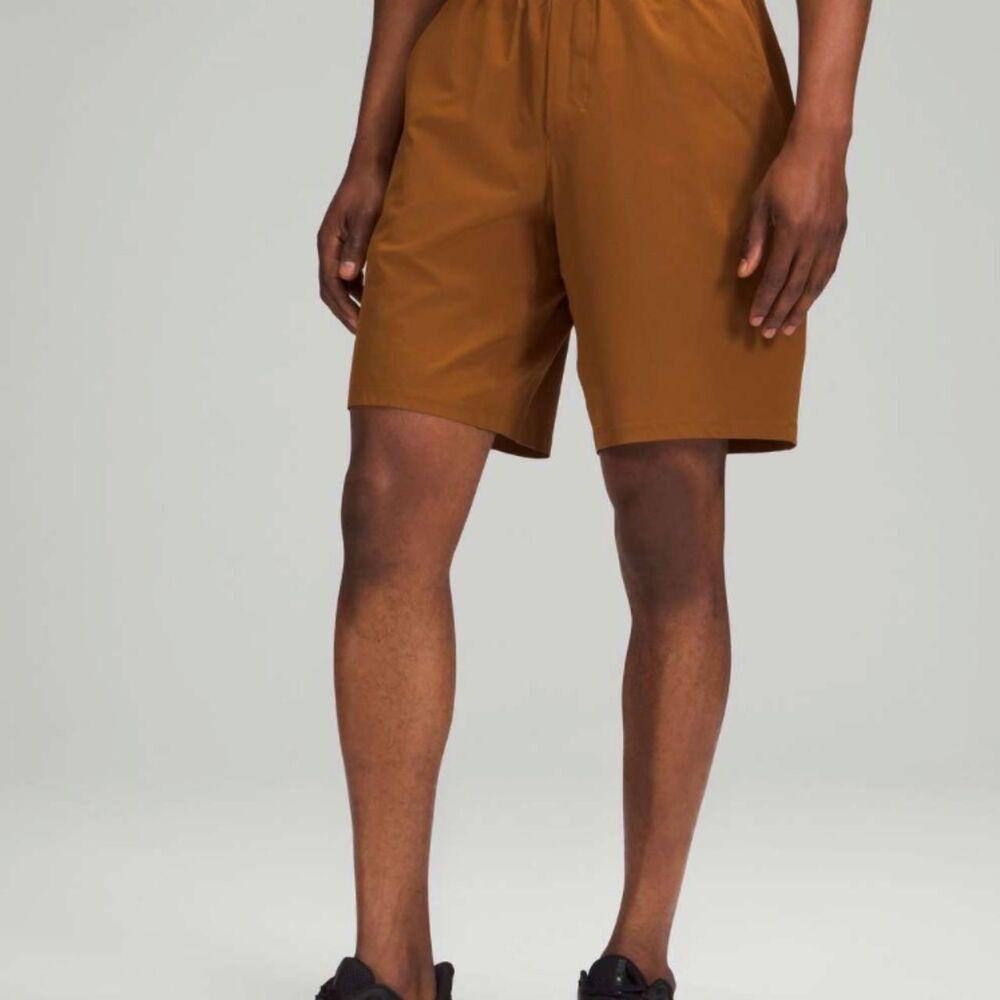Lululemon Men's Brown and Tan Shorts